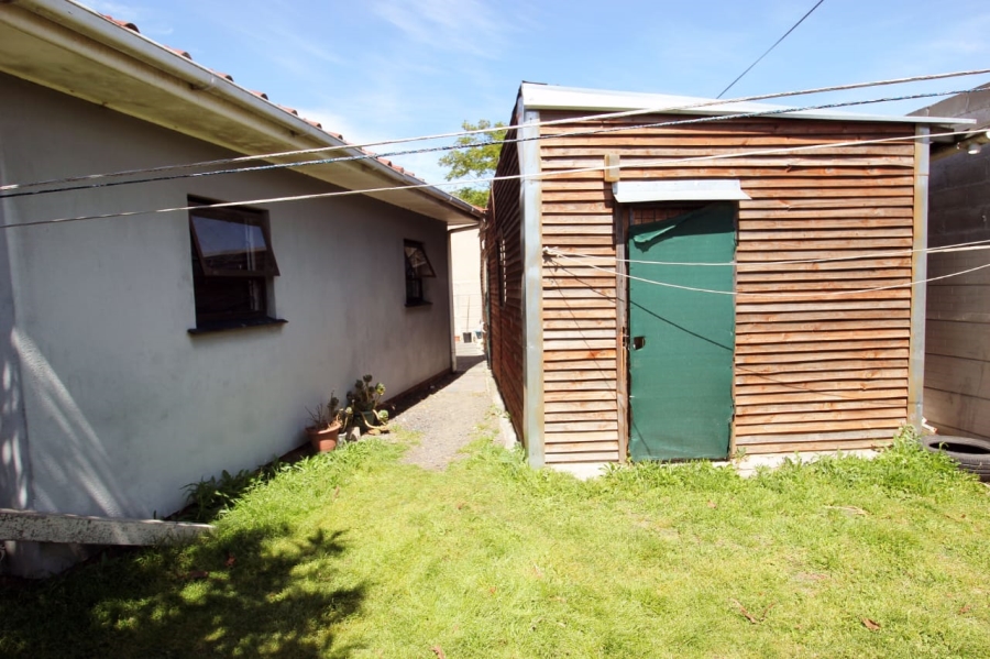 4 Bedroom Property for Sale in Hillview Western Cape
